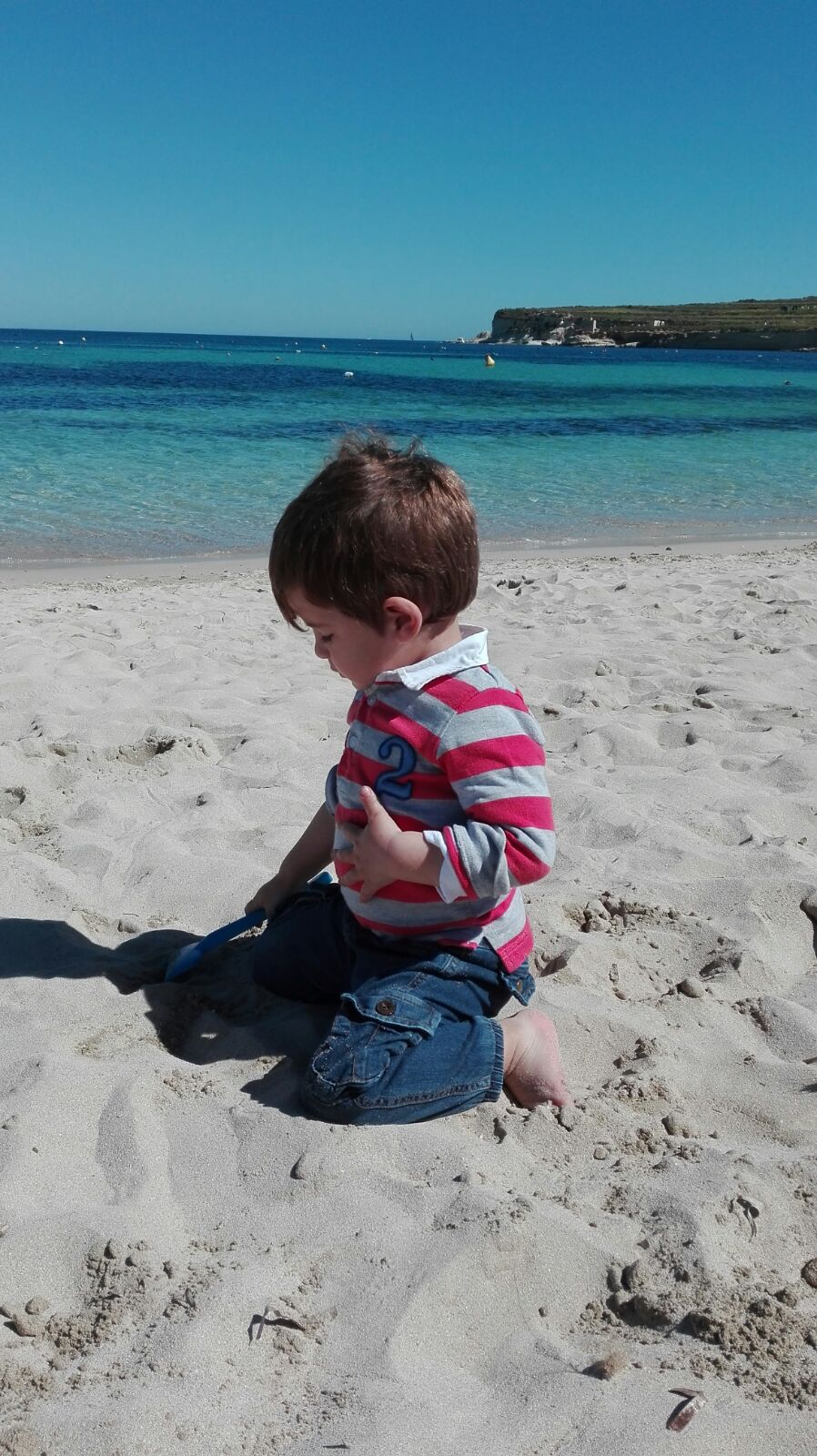 The Children’s adventures – The Sea by Romina Baldacchino - Illustrated by Parents of Class K1.2 and K1.3 - Ourboox.com