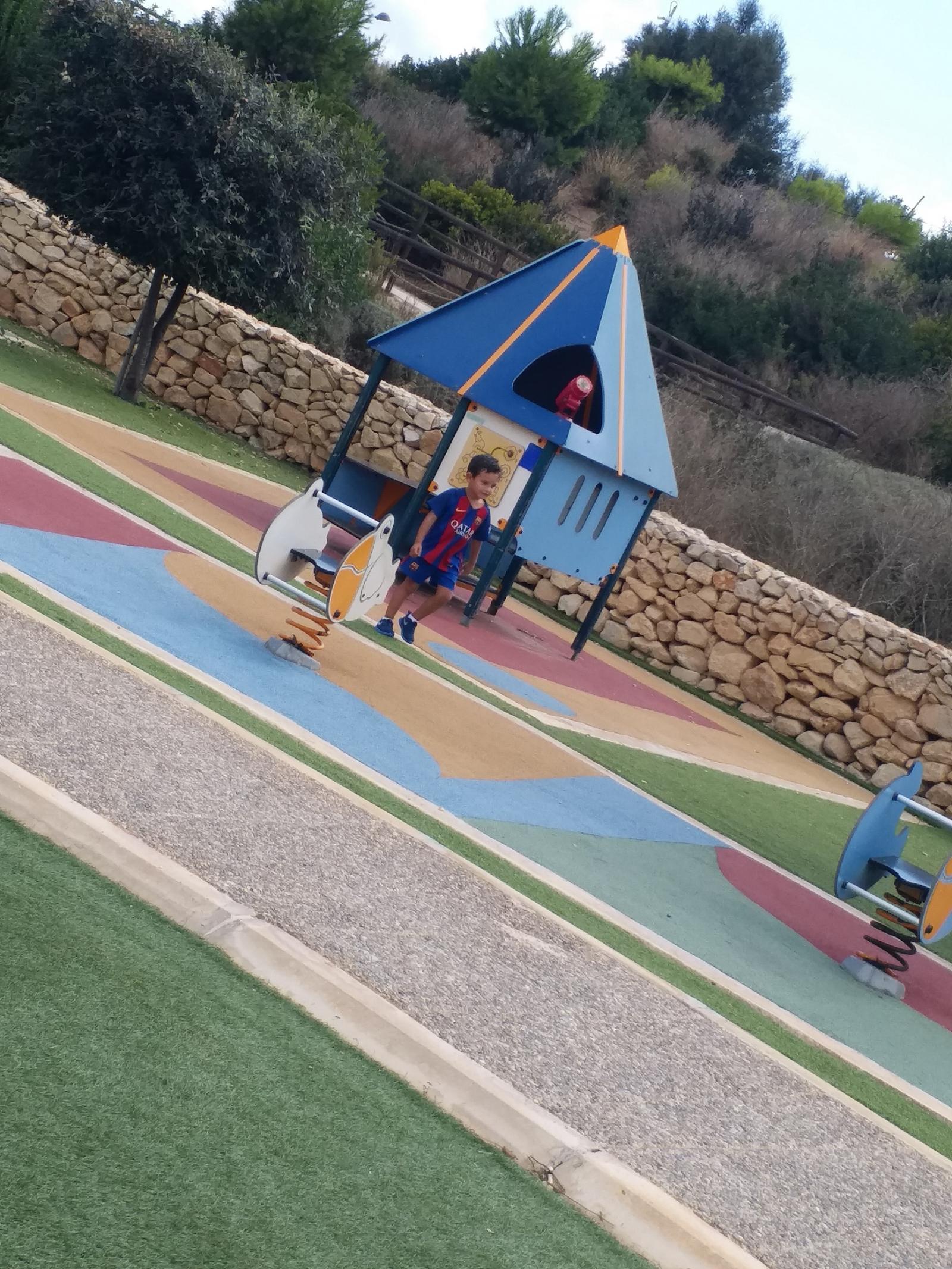 Children’s favourites places in Malta – The park by Romina Baldacchino - Illustrated by Parents of Class K1.2 and K1.3 - Ourboox.com