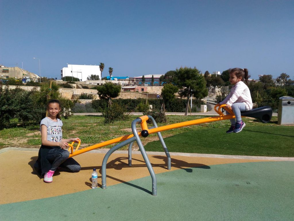 Children’s favourites places in Malta – The park by Romina Baldacchino - Illustrated by Parents of Class K1.2 and K1.3 - Ourboox.com