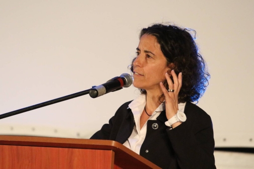 מנהיגות נשית by ronit - Illustrated by רונית חן - Ourboox.com