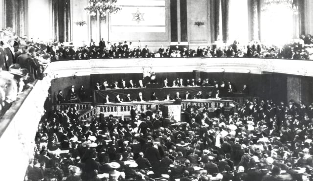 באזל, שוייץ 1897