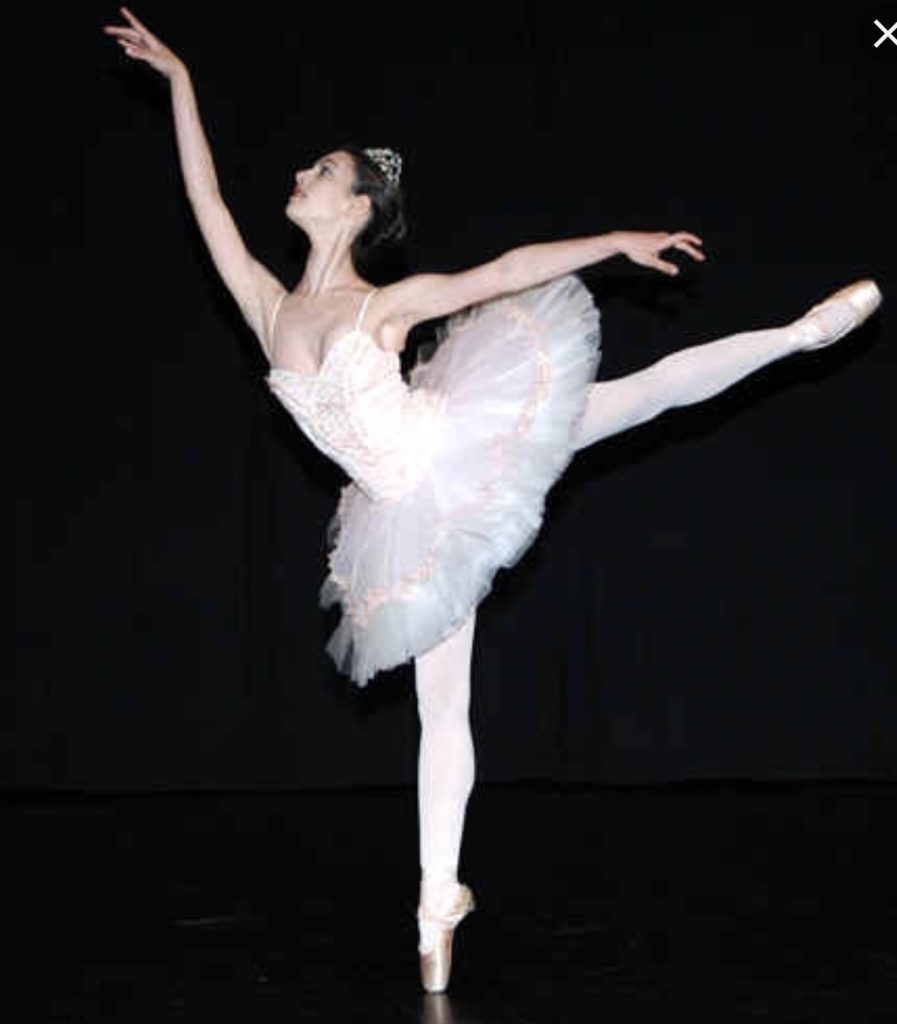 The ballet’s advantages by Adi ashkenazi - Illustrated by Adi - Ourboox.com