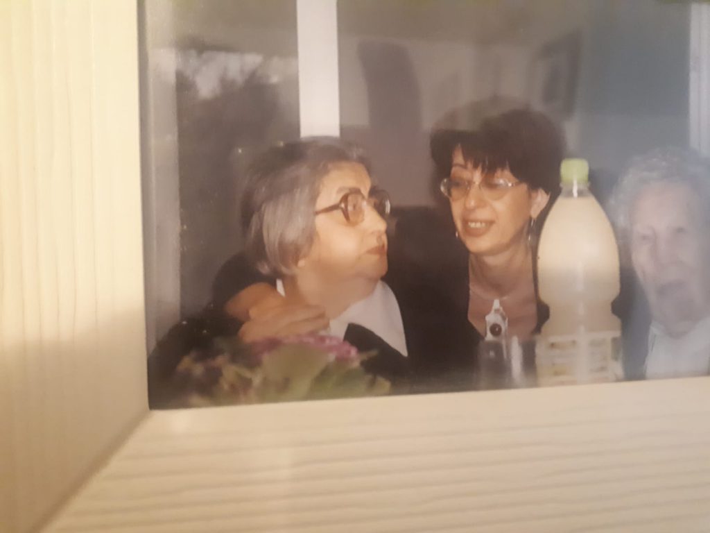 סיפור העלייה של סבתא אילנה- מיקה הלפרין by hovav - Ourboox.com