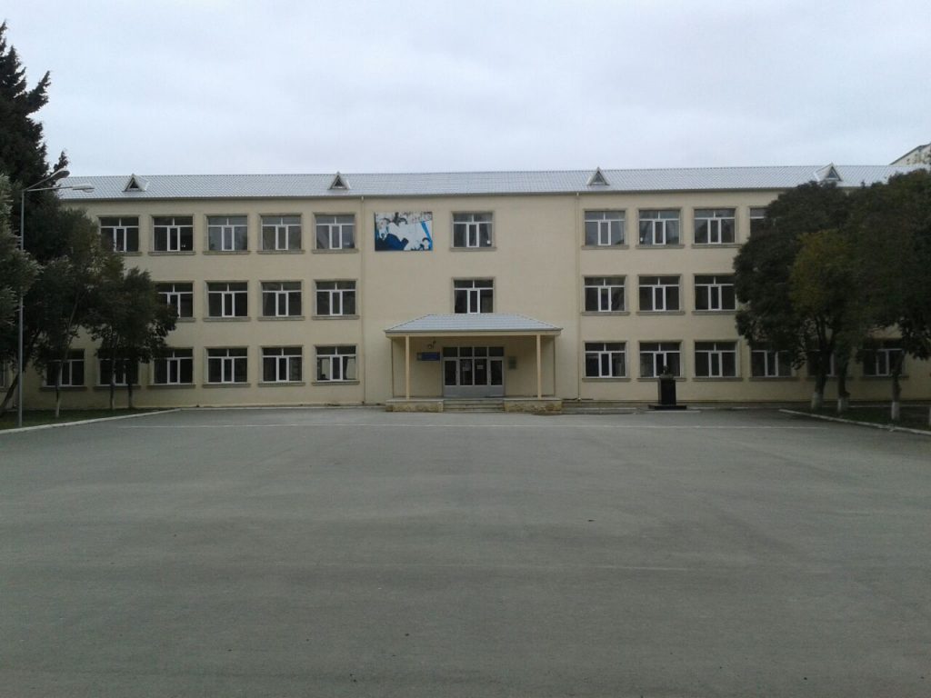 School 211, Baku by Seva - Ourboox.com