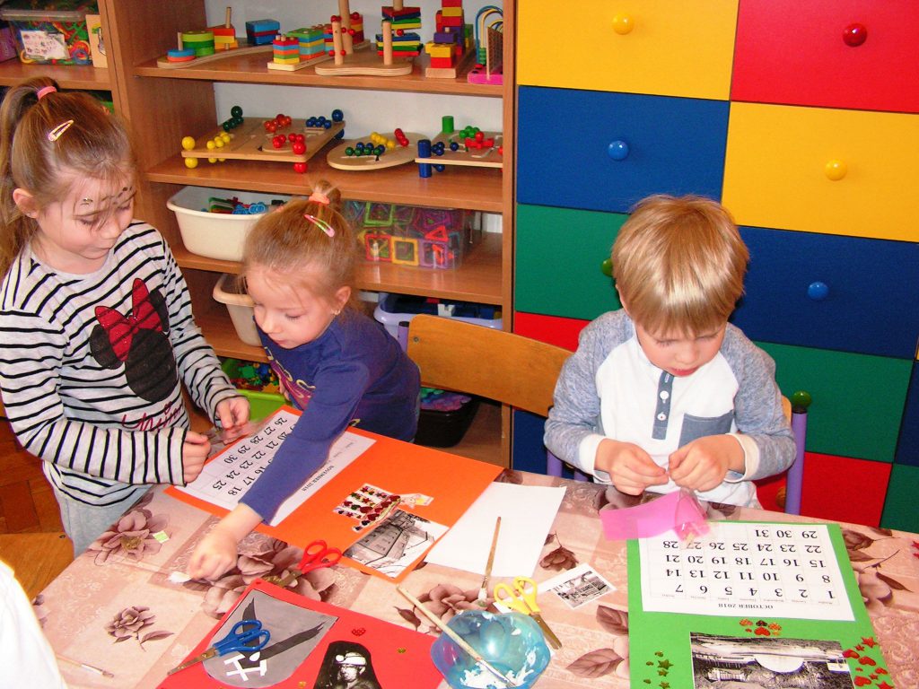 HELLO MY SELF – RELIANCE DECEMBER EVENTS IN POLAND by Ania - Ourboox.com