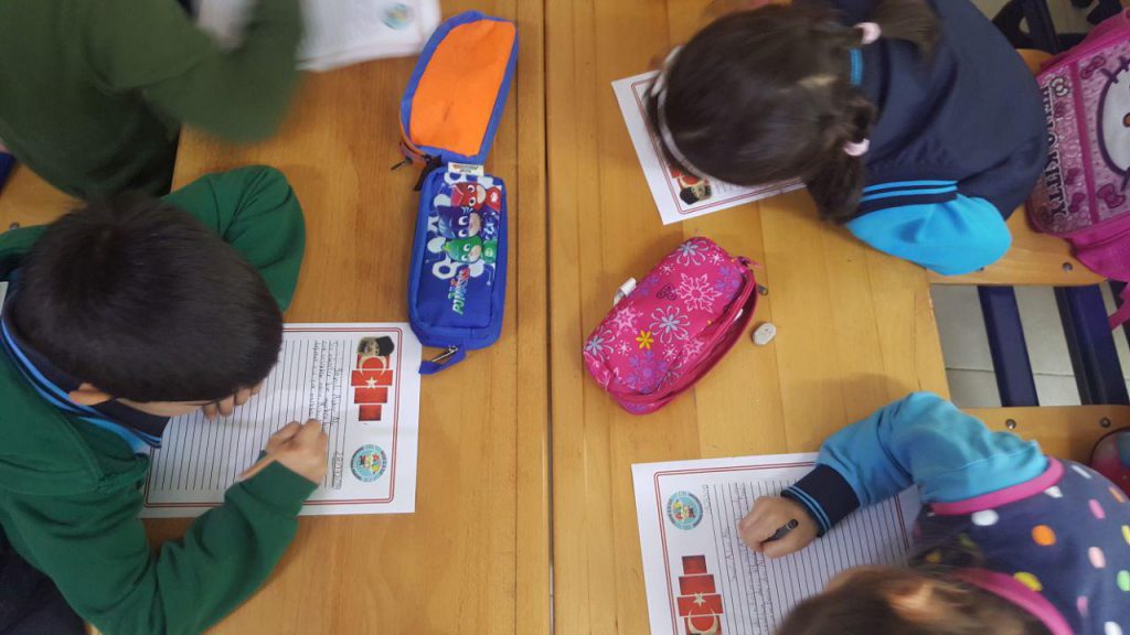 Askerlerimize Mektup by Nurten Karakış - Illustrated by Nurten Karakış - Ourboox.com