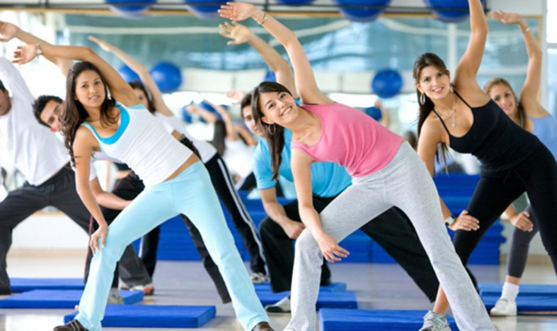 الطعام الصحي والغير صحي by bushra slami - Ourboox.com