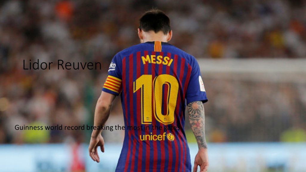 the tallest man in the world by Koral - Ourboox.com