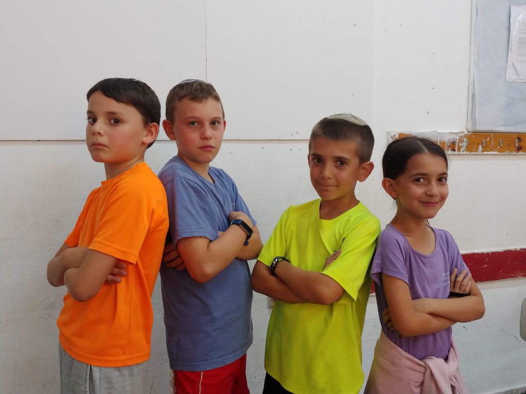 Our English Reading Group by Debby Wine - Ourboox.com