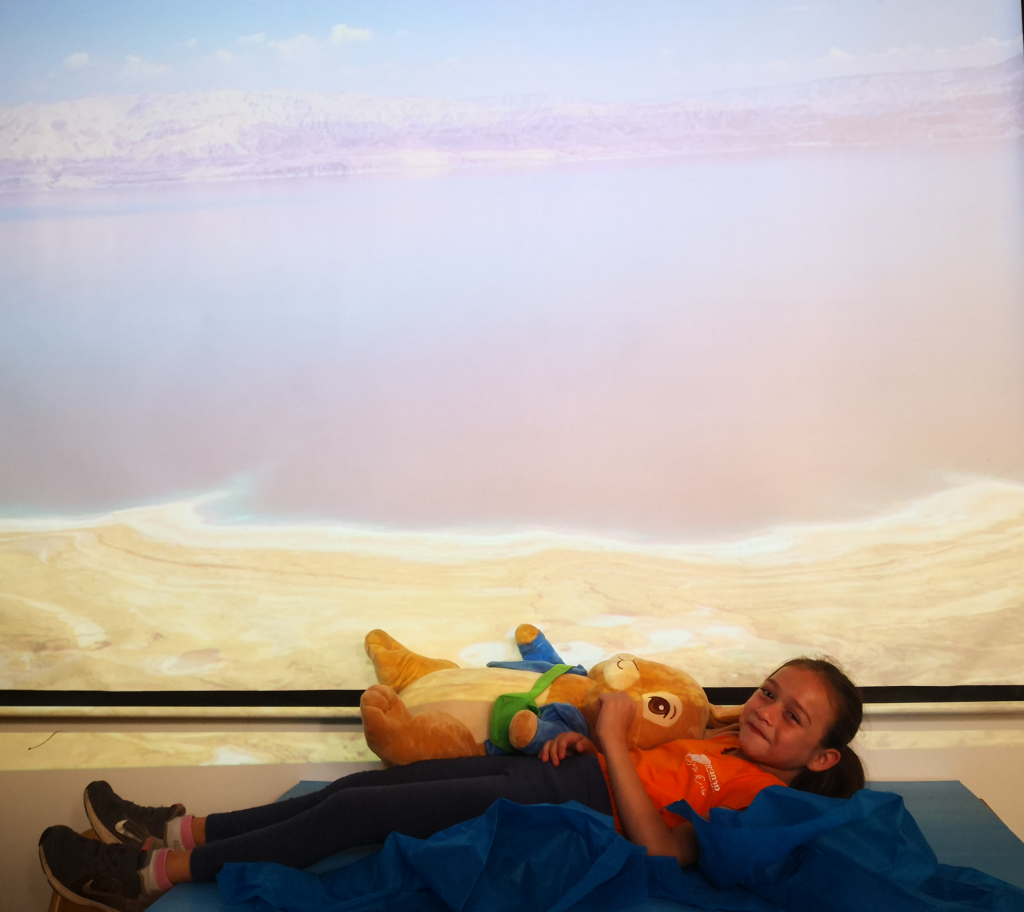 מכתבים מפליקס by Maayan Menashe - Illustrated by מרחב לשם א-3 - Ourboox.com