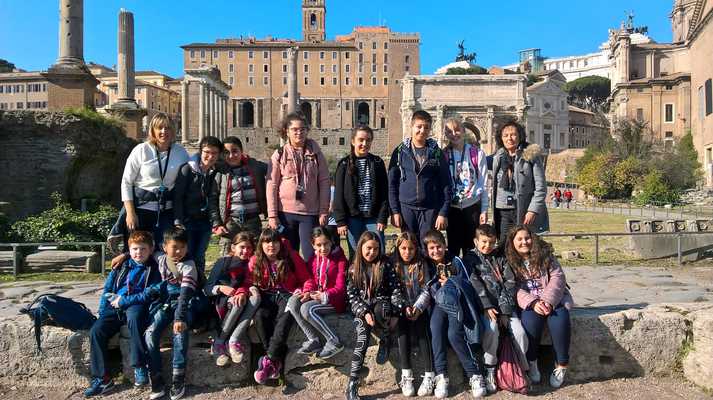 Aiforoulis in action all over the world… by Efi Katsigianni - Ourboox.com