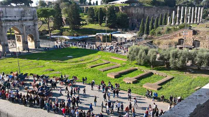 Aiforoulis in action all over the world… by Efi Katsigianni - Ourboox.com