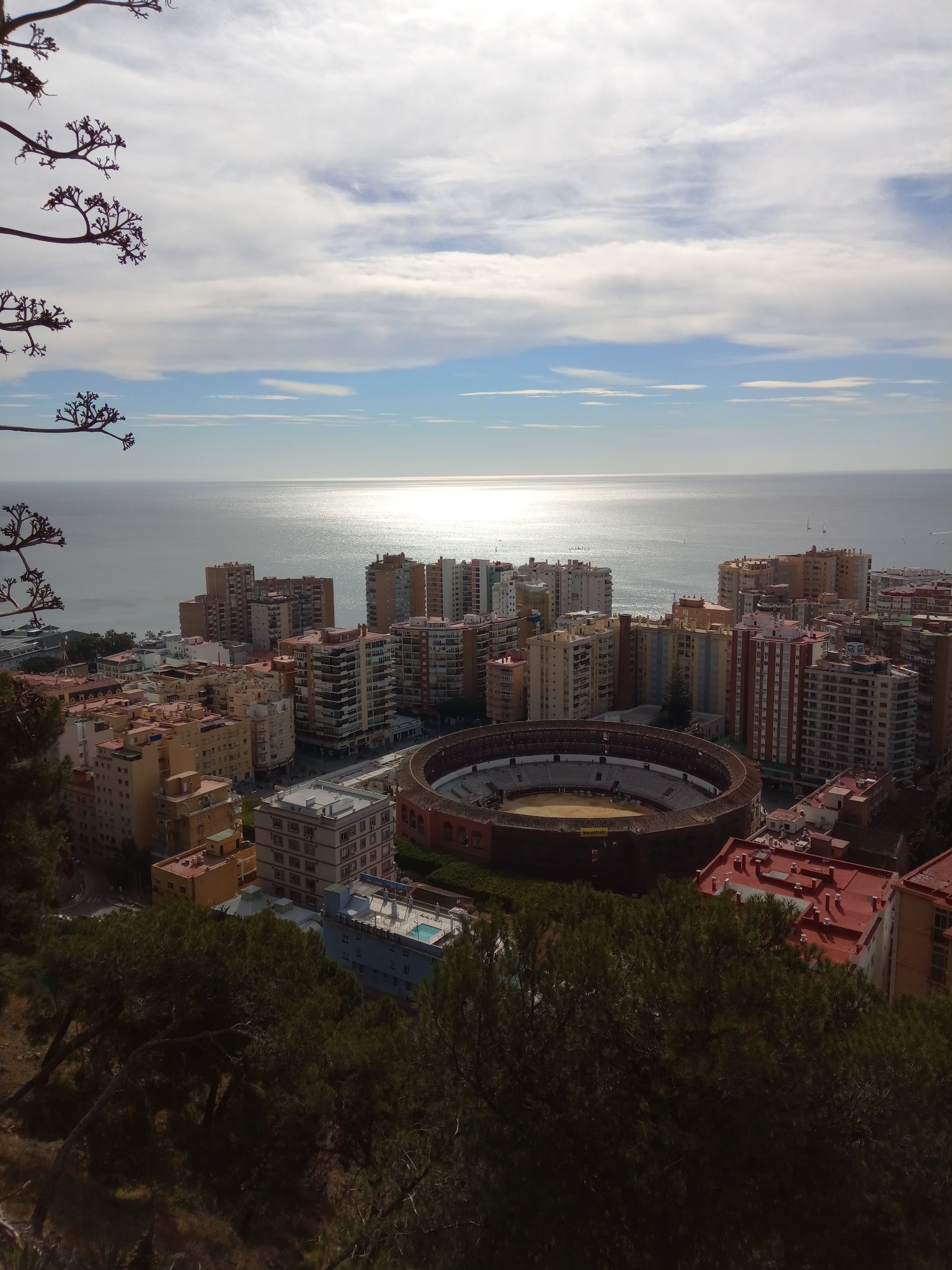 Endülüs-Sevillia by saadet bulut - Illustrated by saadet bulut - Ourboox.com