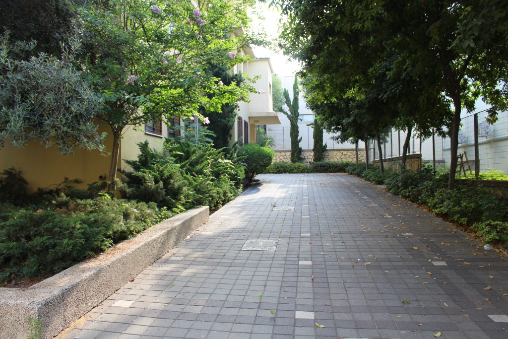 תיכון שוהם בתמונות by Ariel Klefner - Ourboox.com