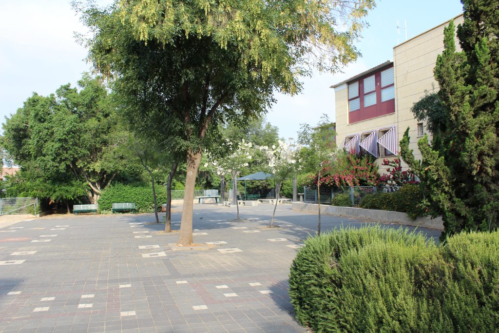 תיכון שוהם בתמונות by Ariel Klefner - Ourboox.com