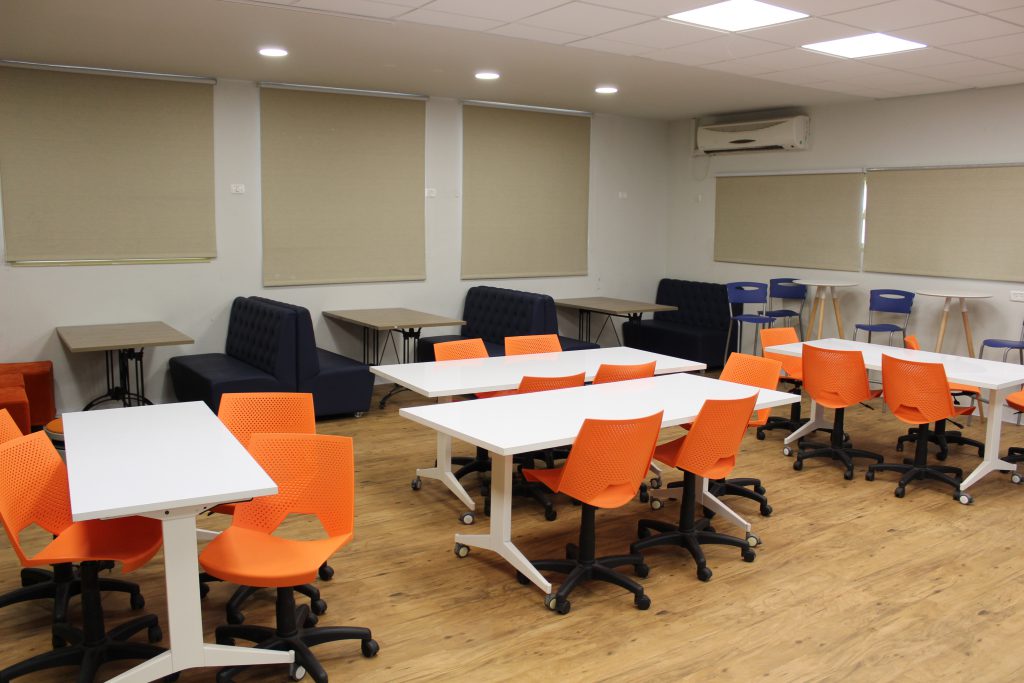 תיכון שוהם בתמונות by Ariel Klefner - Ourboox.com