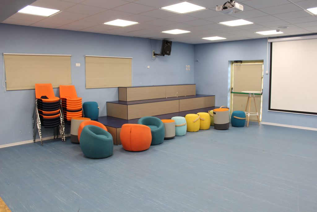 תיכון שוהם בתמונות by Ariel Klefner - Ourboox.com