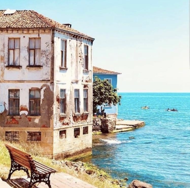 DENİZİN MAVİSİNDE YEŞİLİN GÖLGESİNDE ÜNYE by Gülcan Çiçek - Ourboox.com