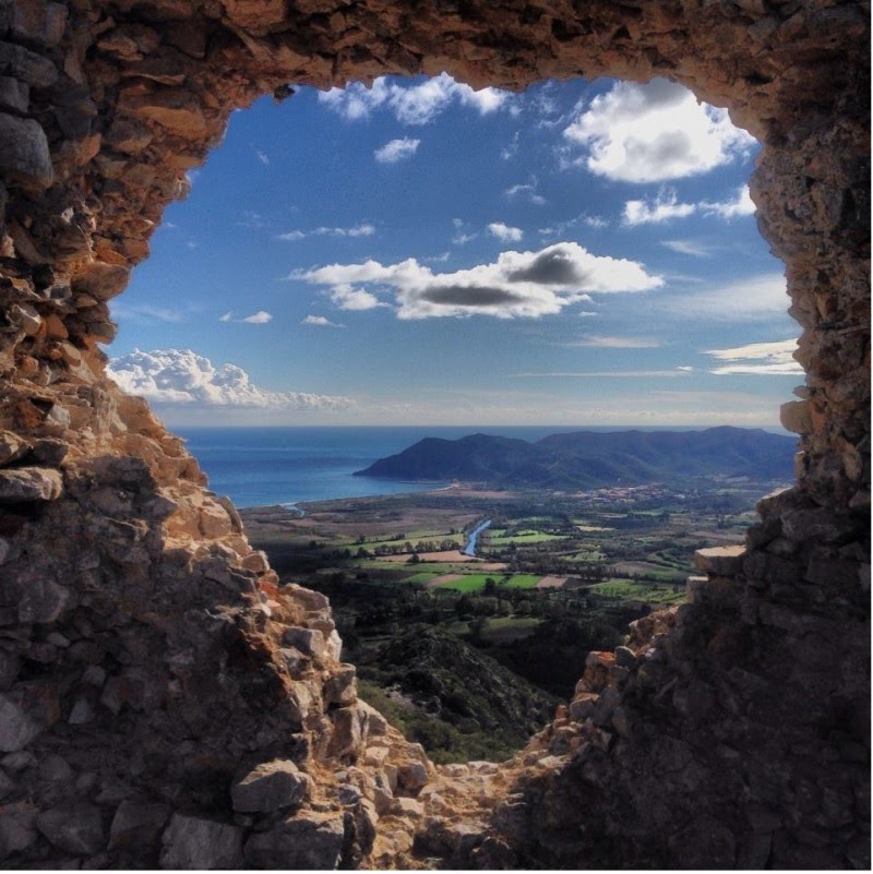 Erasmus Project – Challenges for rural schools by eTwinning group - Illustrated by Partnership Erasmus KA2 - Ourboox.com