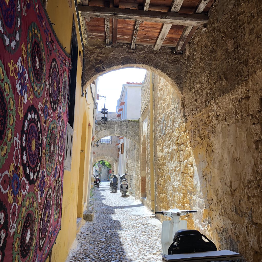 Lost in Rhodes by Mel Rosenberg - מל רוזנברג - Ourboox.com