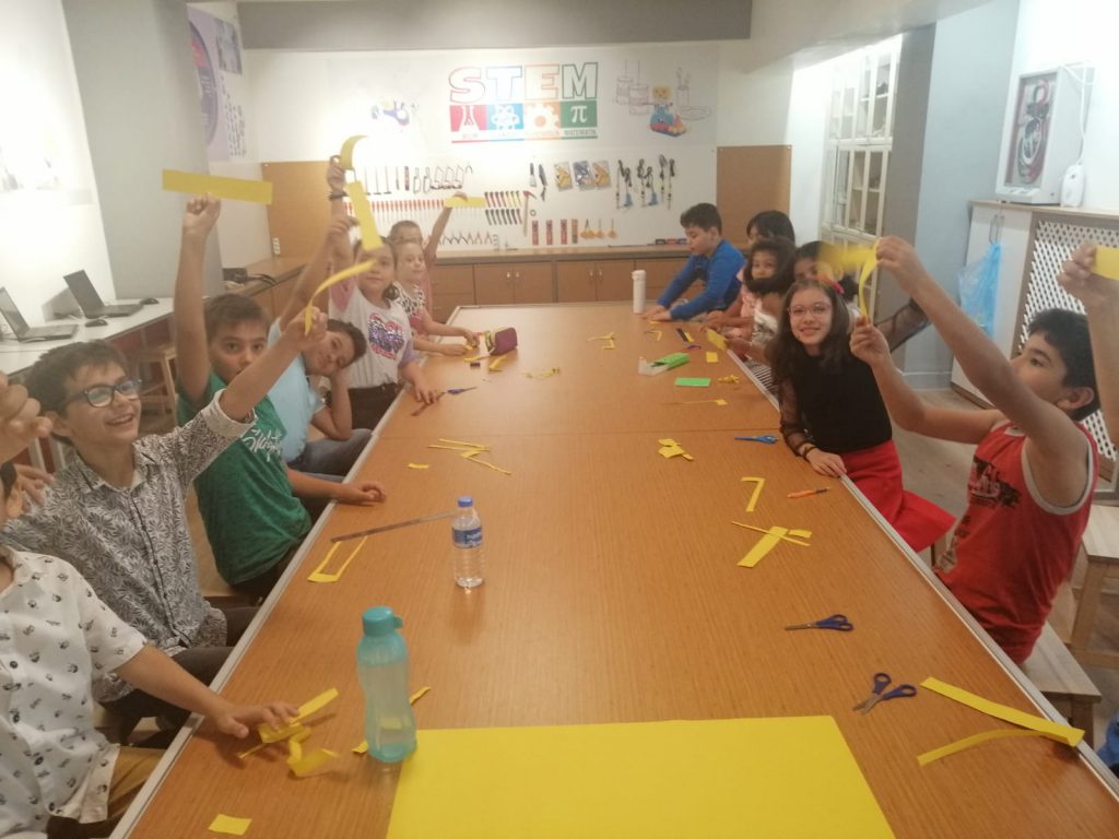 Eskişehir by MUZAFFER ÖZENLİ - Ourboox.com