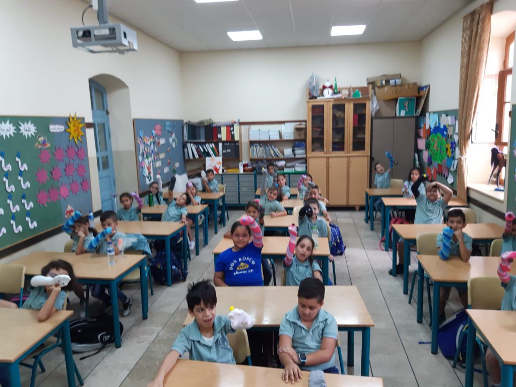 ننطلق معاً بالمسيرة التعليمية بالتحدي والمثابرة by rita - Illustrated by مربيتنا الجميلة - Ourboox.com