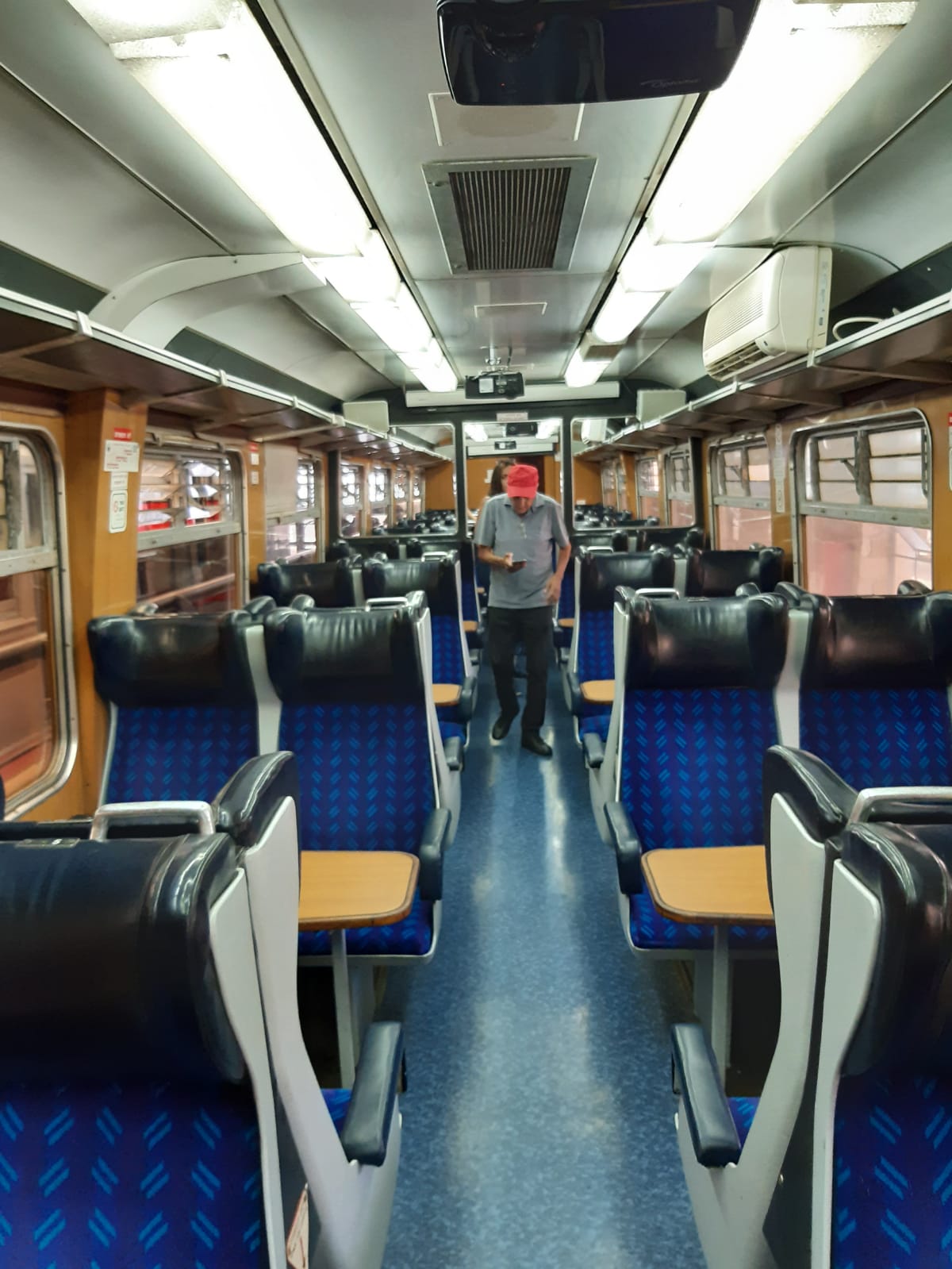 ننطلق معاً بالمسيرة التعليمية بالتحدي والمثابرة by rita - Illustrated by مربيتنا الجميلة - Ourboox.com