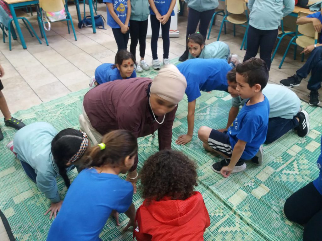 ننطلق معاً بالمسيرة التعليمية بالتحدي والمثابرة by rita - Illustrated by مربيتنا الجميلة - Ourboox.com