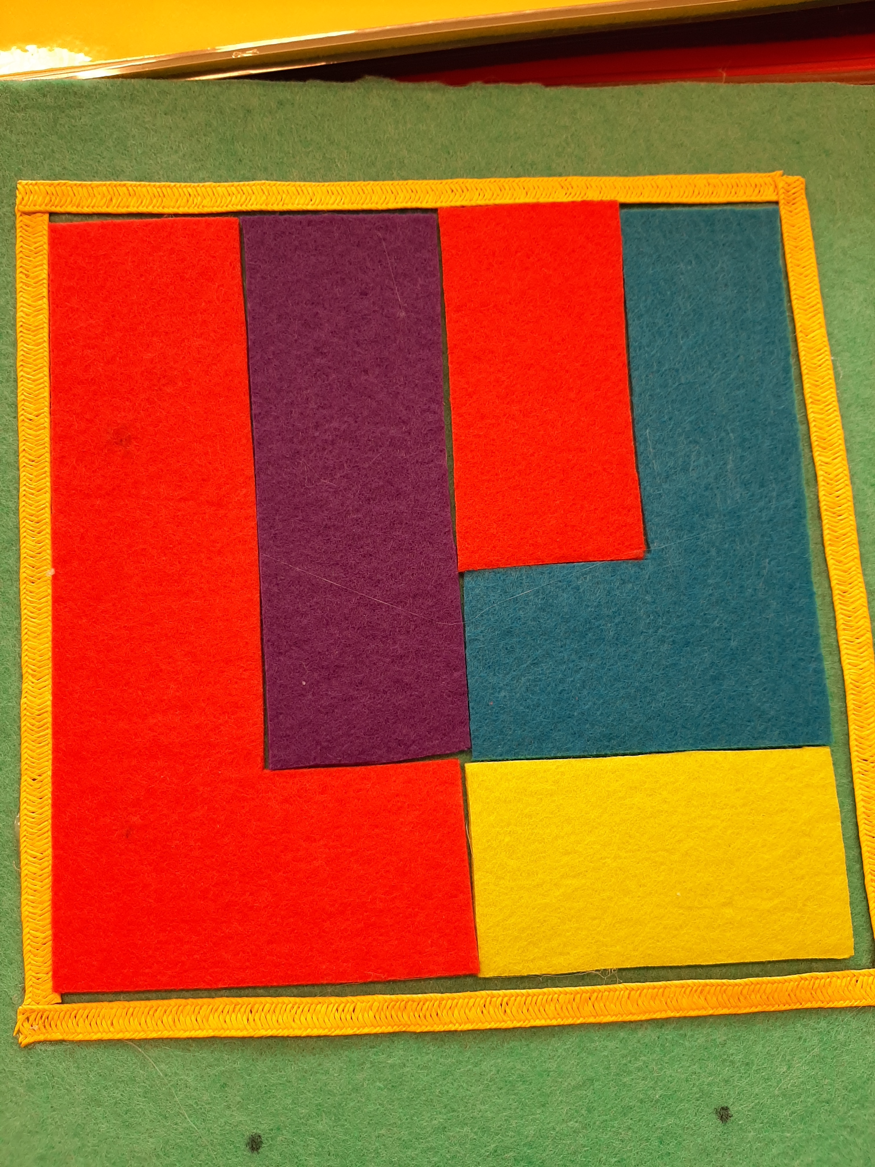 Lavorare sul libro sensoriale by Vincenza e Emilia - Illustrated by Vincenza & Emilia - Ourboox.com