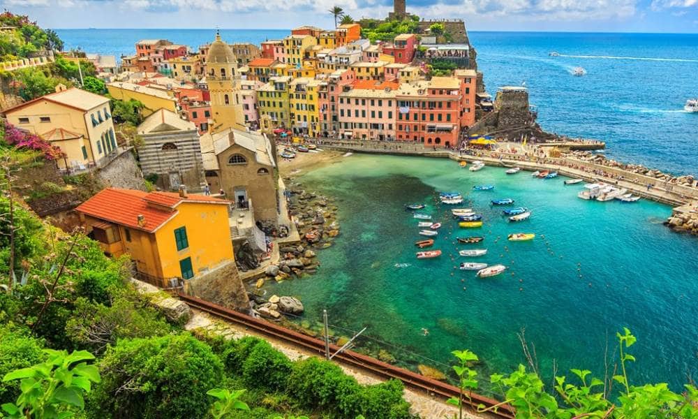 Italy by Abeer Keadan - Ourboox.com