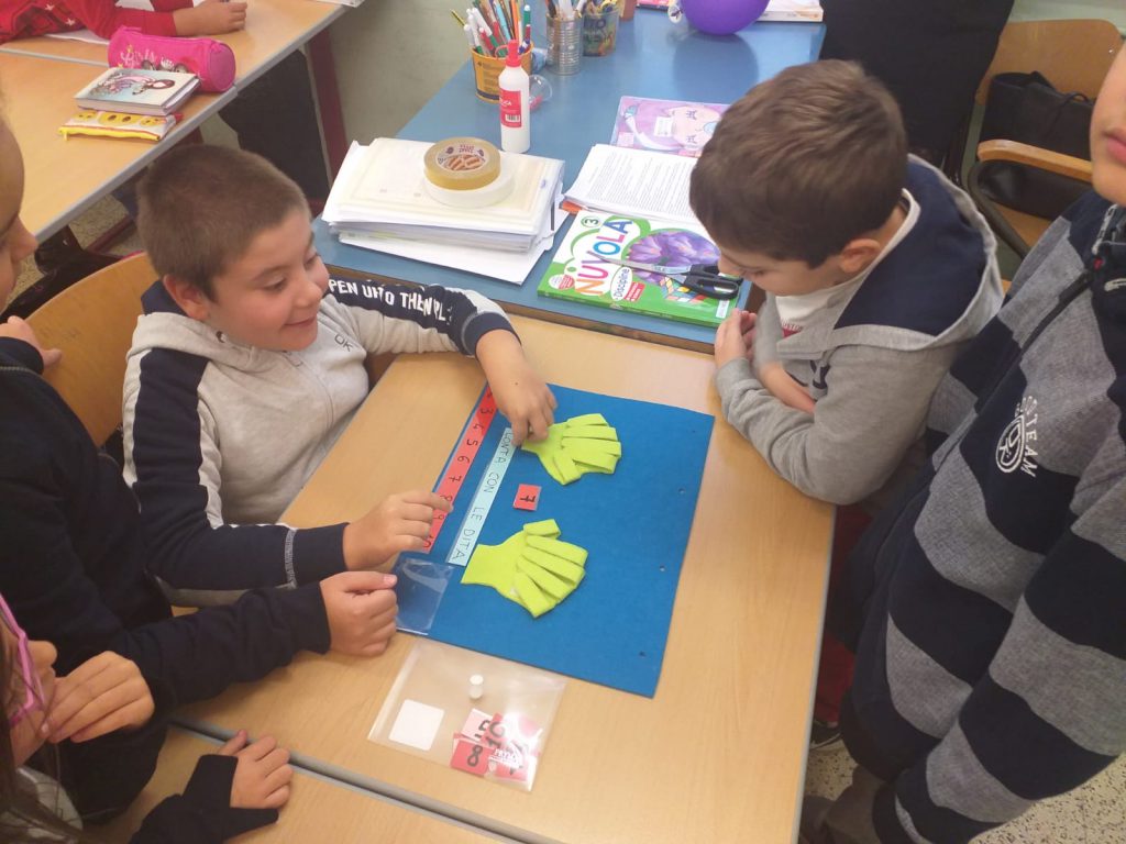 Lavorare sul libro sensoriale by Vincenza e Emilia - Ourboox.com