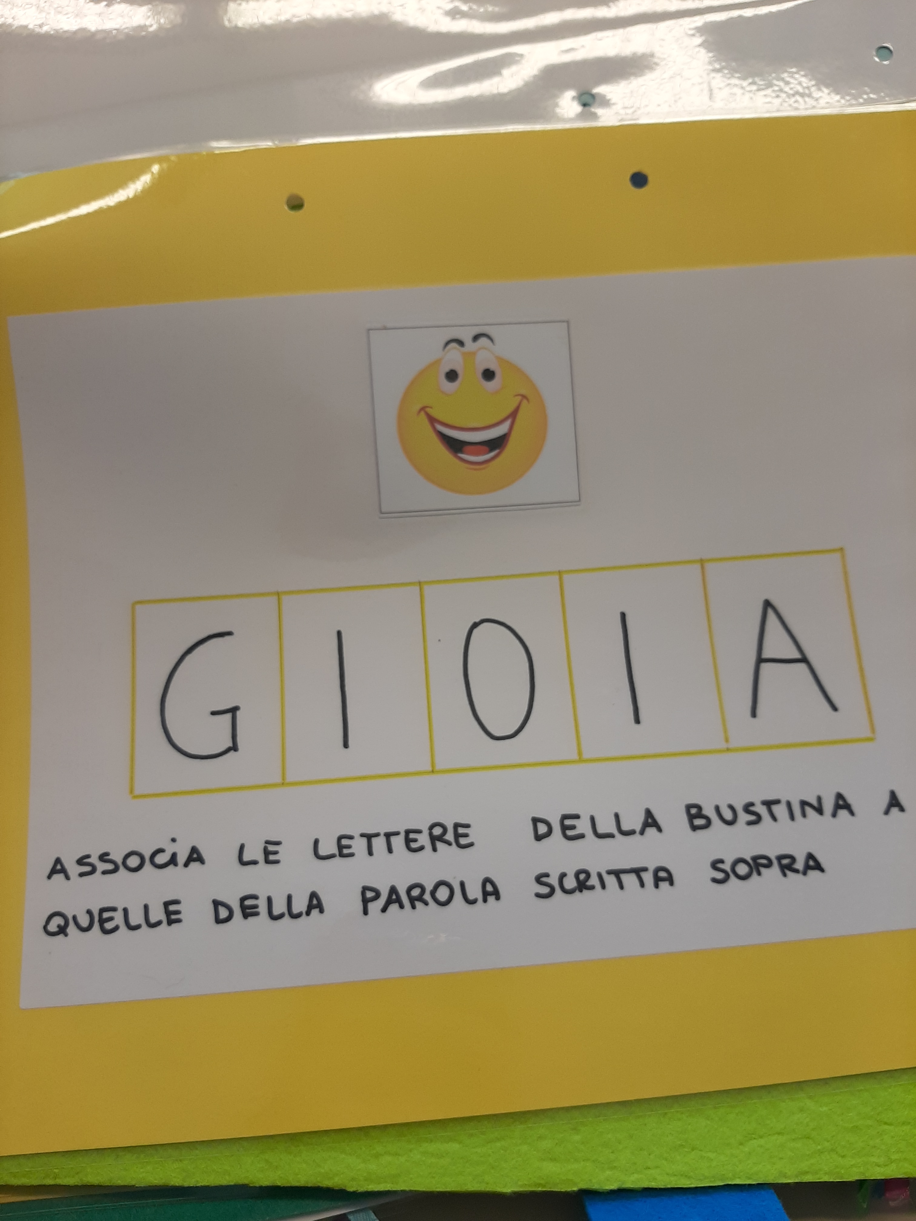 Lavorare sul libro sensoriale by Vincenza e Emilia - Illustrated by Vincenza & Emilia - Ourboox.com