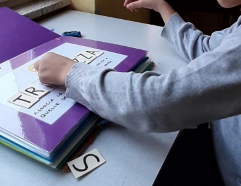 Lavorare sul libro sensoriale by Vincenza e Emilia - Ourboox.com