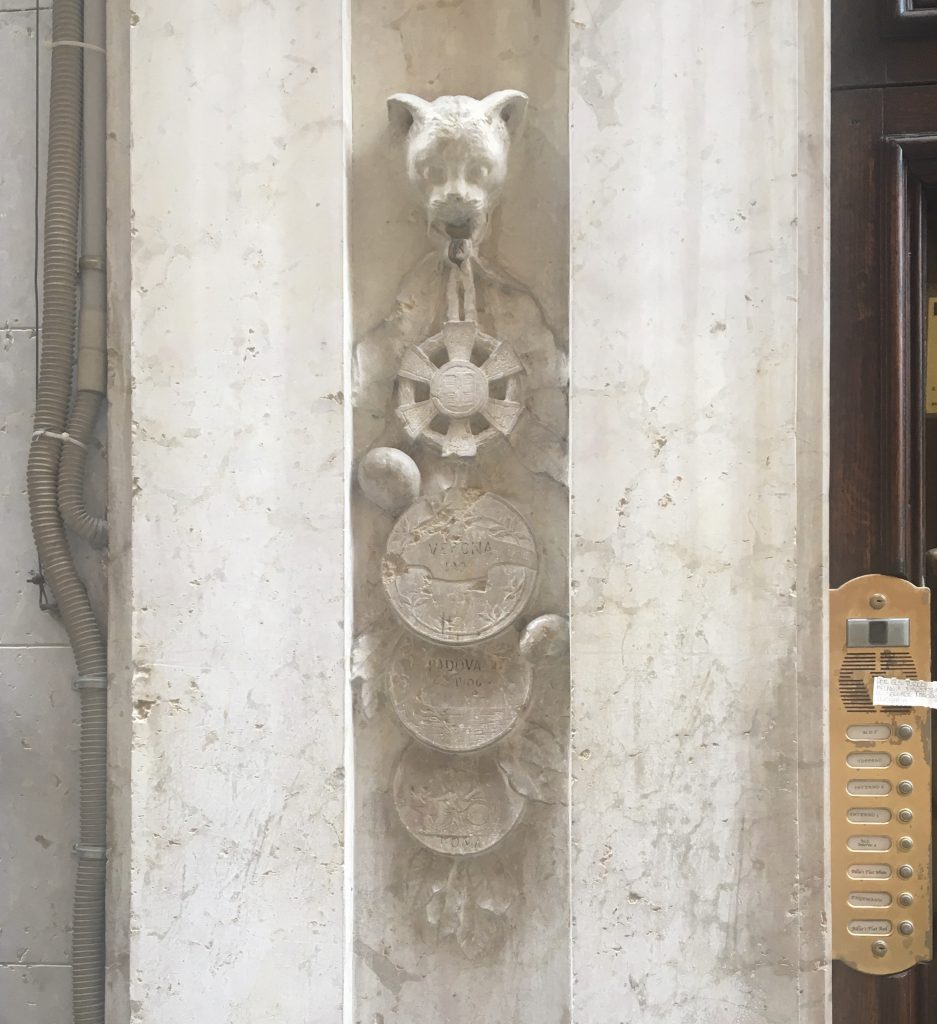 Verona by Arianna Ballarini - Illustrated by Liceo IESS - Ourboox.com