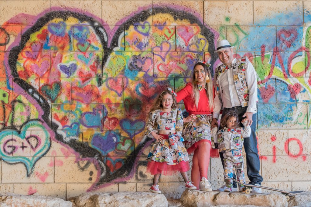 פורים 2019 – משפחת קומיקס by bat-el salamon - Ourboox.com