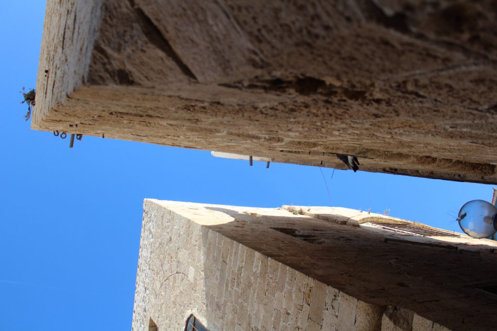 מבט by sharona - Illustrated by שרונה תמיר - Ourboox.com