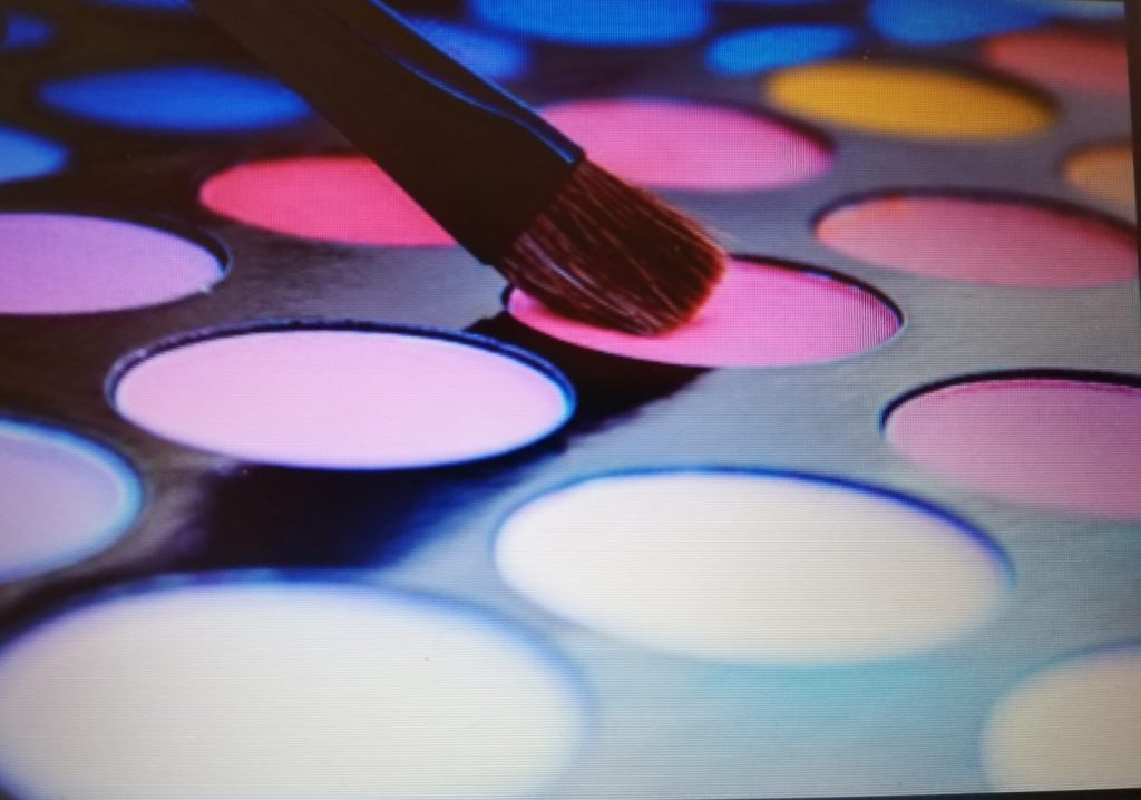 LA COSMETICA by jessica - Ourboox.com