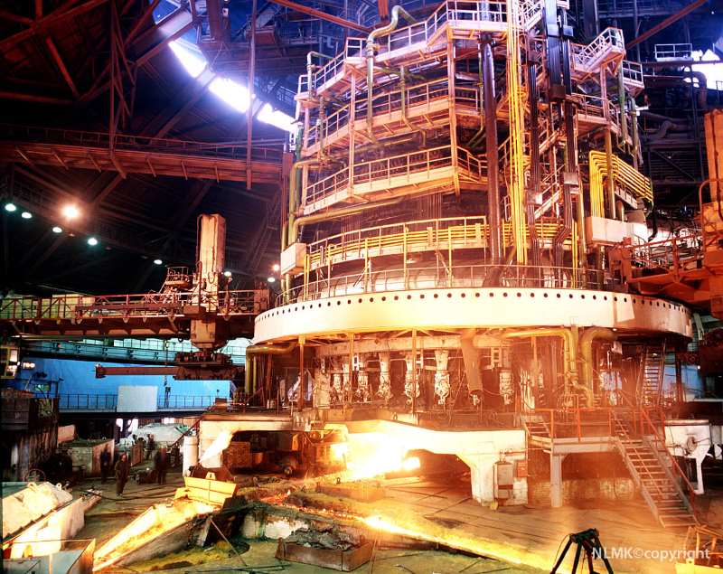 В металургії радіоактивність використовували для виявлення термодинамічних функцій металургійних реакцій , вивченню кінетики цих реакцій і процесів виготовлення сталі