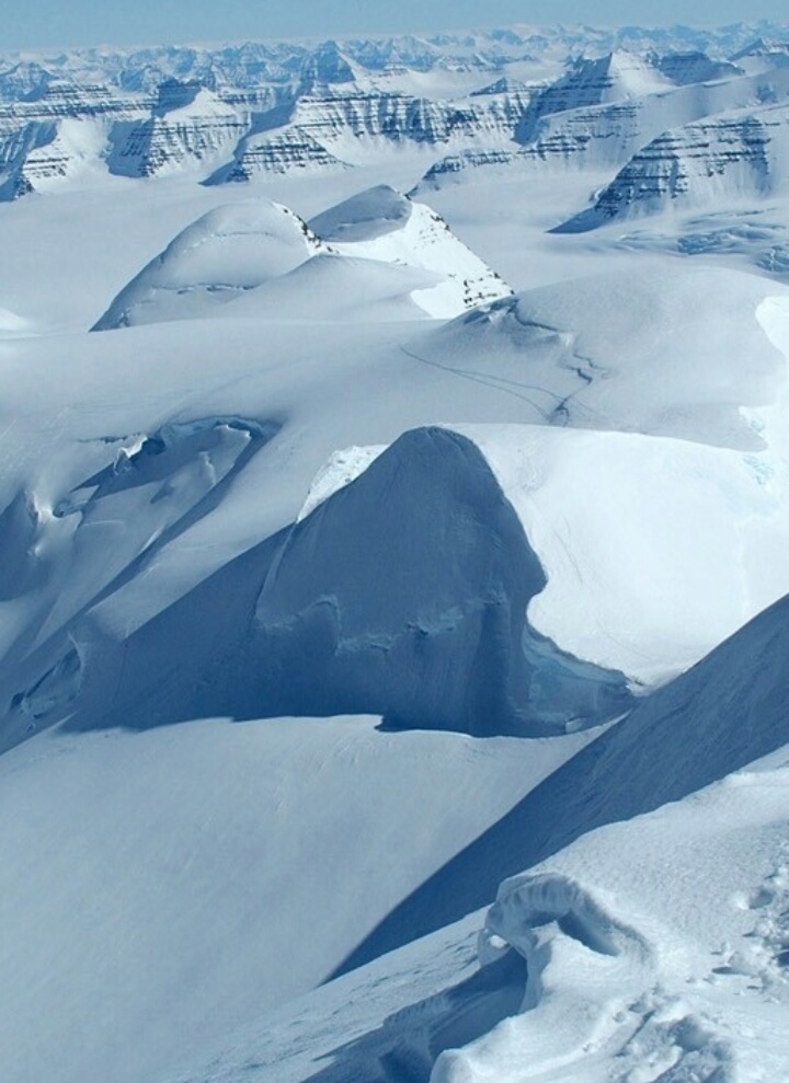 Найхолодніші місця світу by Yelyzaveta Ilman - Ourboox.com