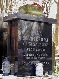 Irena Sendler by yaheli porat - Illustrated by Irena Sendler/carmel barziliy siegal - Ourboox.com