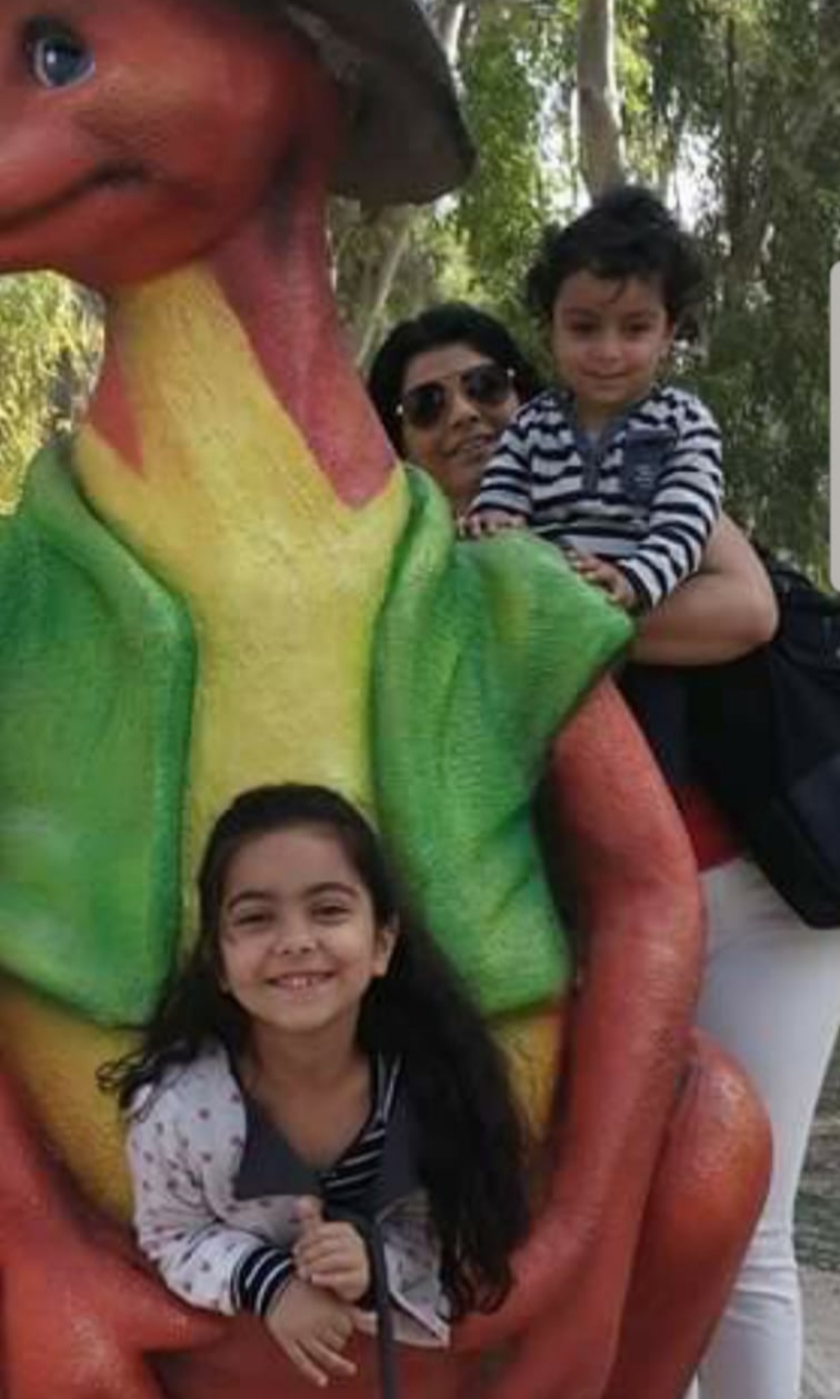 עבודת שורשים by roni amit - Illustrated by רוני עמית - Ourboox.com