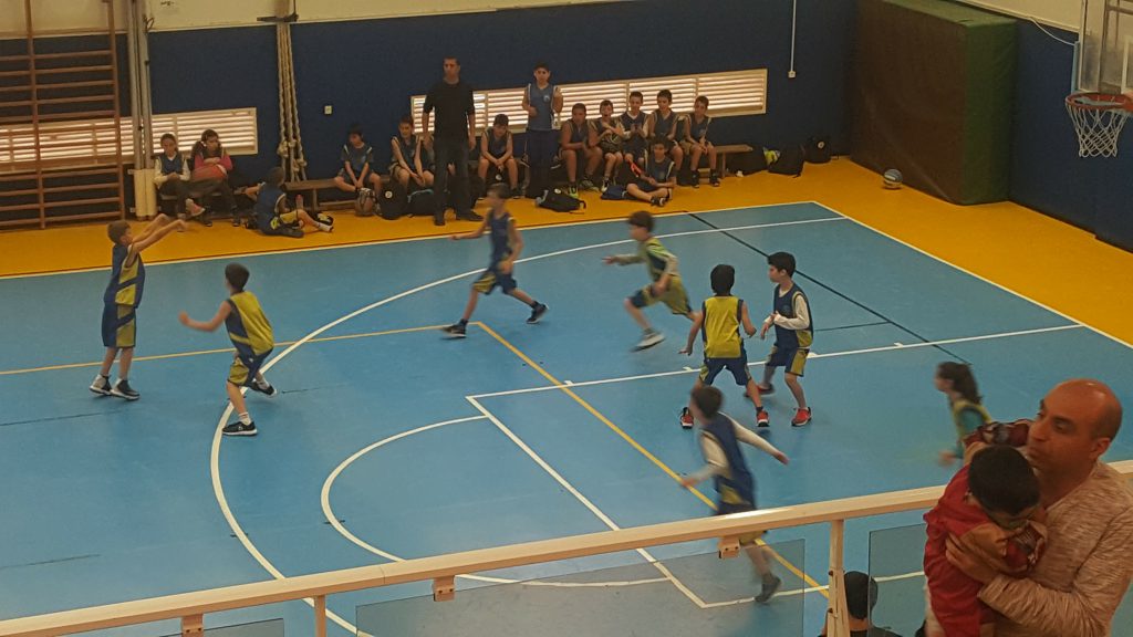 עבודת שורשים by Liat Grozovik - Ourboox.com