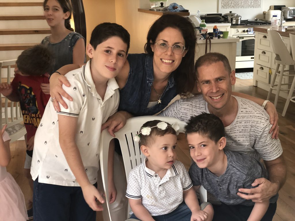 עבודת שורשים by ori biran - Ourboox.com