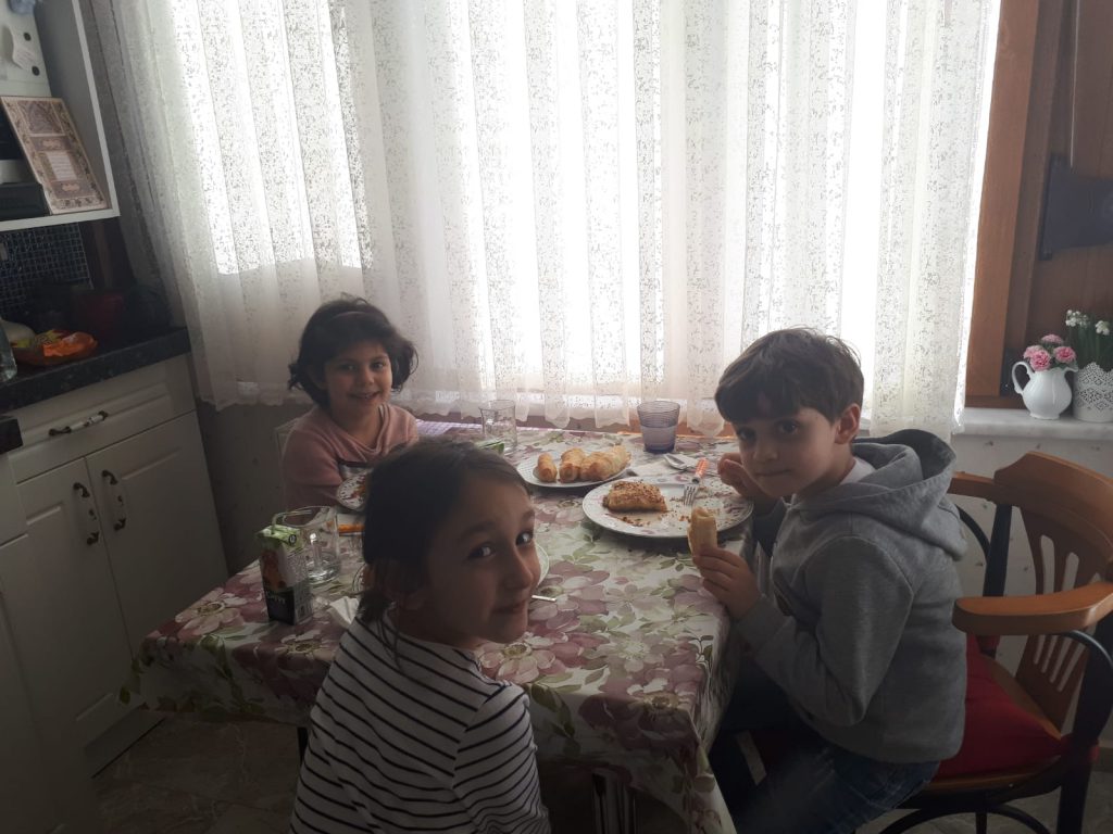 1/C SINIFI YARIYIL TATİLİNDE by Zuhal ER - Ourboox.com