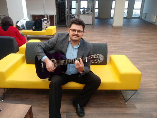 Müziğin Rengi by İkbal Berat - Ourboox.com