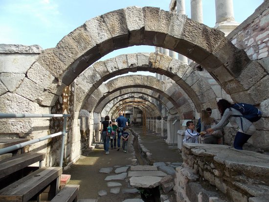 izmir Arkleoloji Müzesi by kağan derinkuyu - Ourboox.com