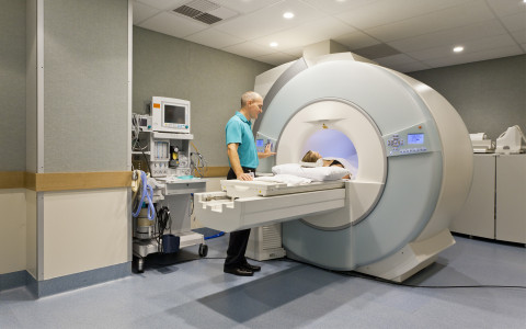 використання радіонуклідів у медицині by Andrianarisoa Alina - Ourboox.com