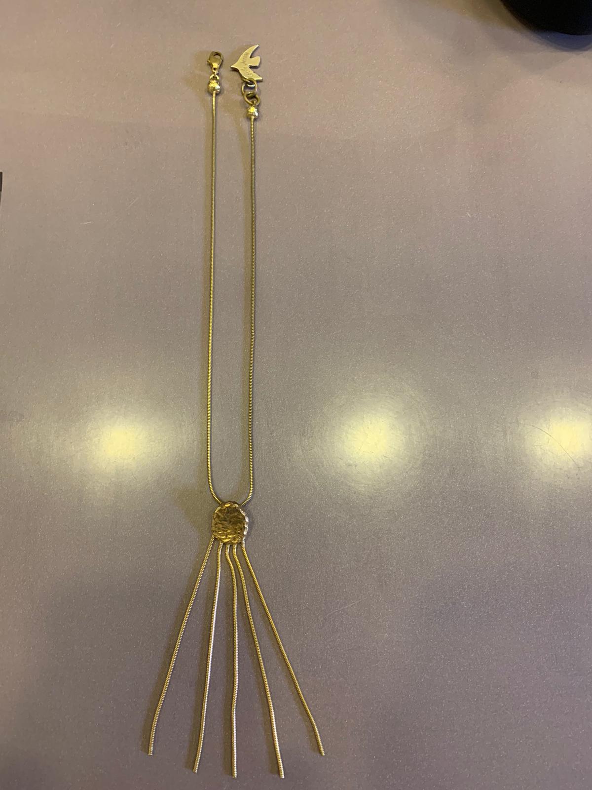 עבודת שורשים by neta canetti - Illustrated by נטע קנטי - Ourboox.com