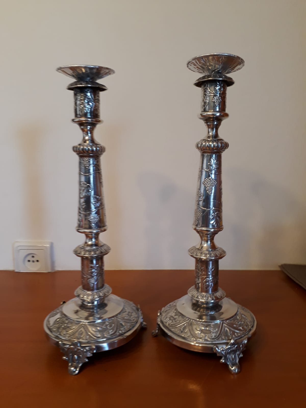 פמוטים שסבתא שלי קיבלה מאמא שלה