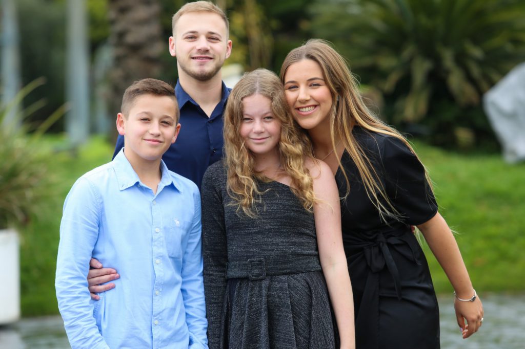 עבודת שורשים אלון כהן by Alon Cohen - Illustrated by אלון כהן - Ourboox.com